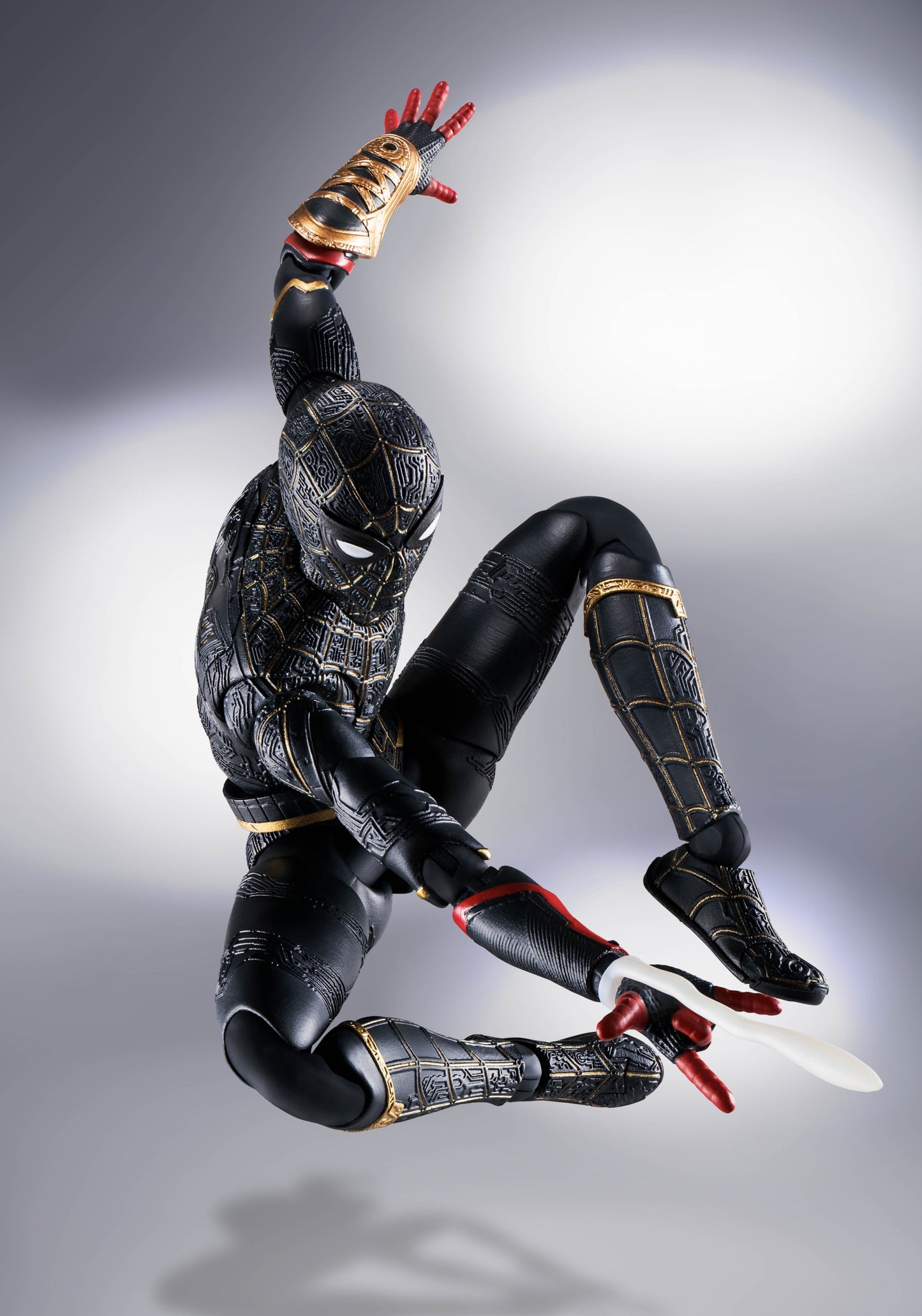 Spider-Man Black & Gold Suit (Spider-Man: No way Home)