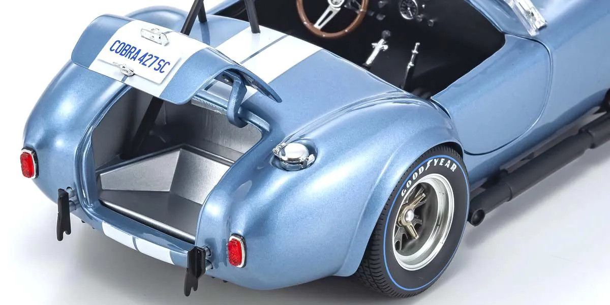 1/18 Scale Shelby Cobra 427 S/C Sapphire Blue Model