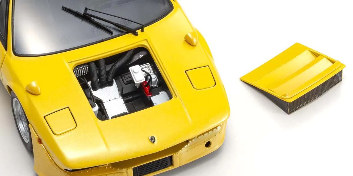 1/18 Scale Lamborghini Uracco Rally Diecast