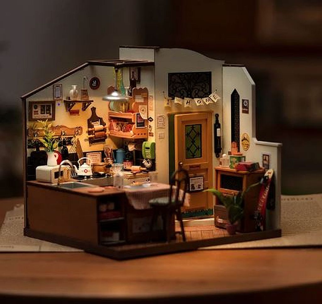 Rolife Cozy Kitchen DIY Miniature House Kit