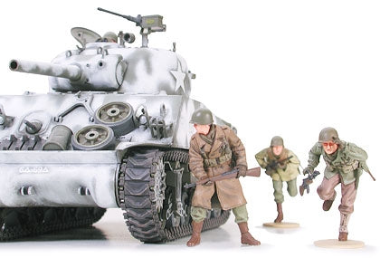 1/35 M4A3 Sherman 105mm Howitzer Assault Support